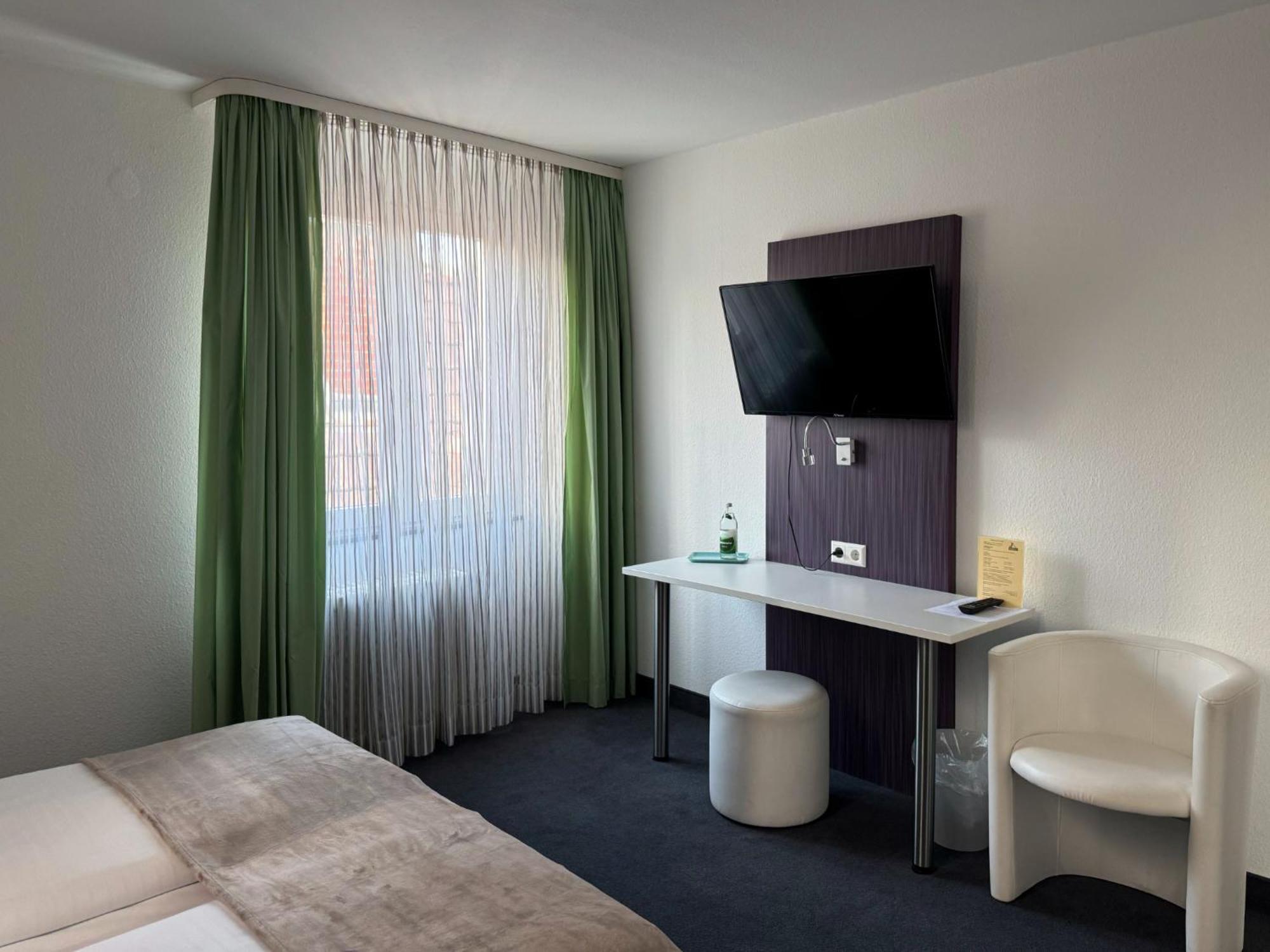 Eisberg Hotel Schwanen Lahr  Dış mekan fotoğraf