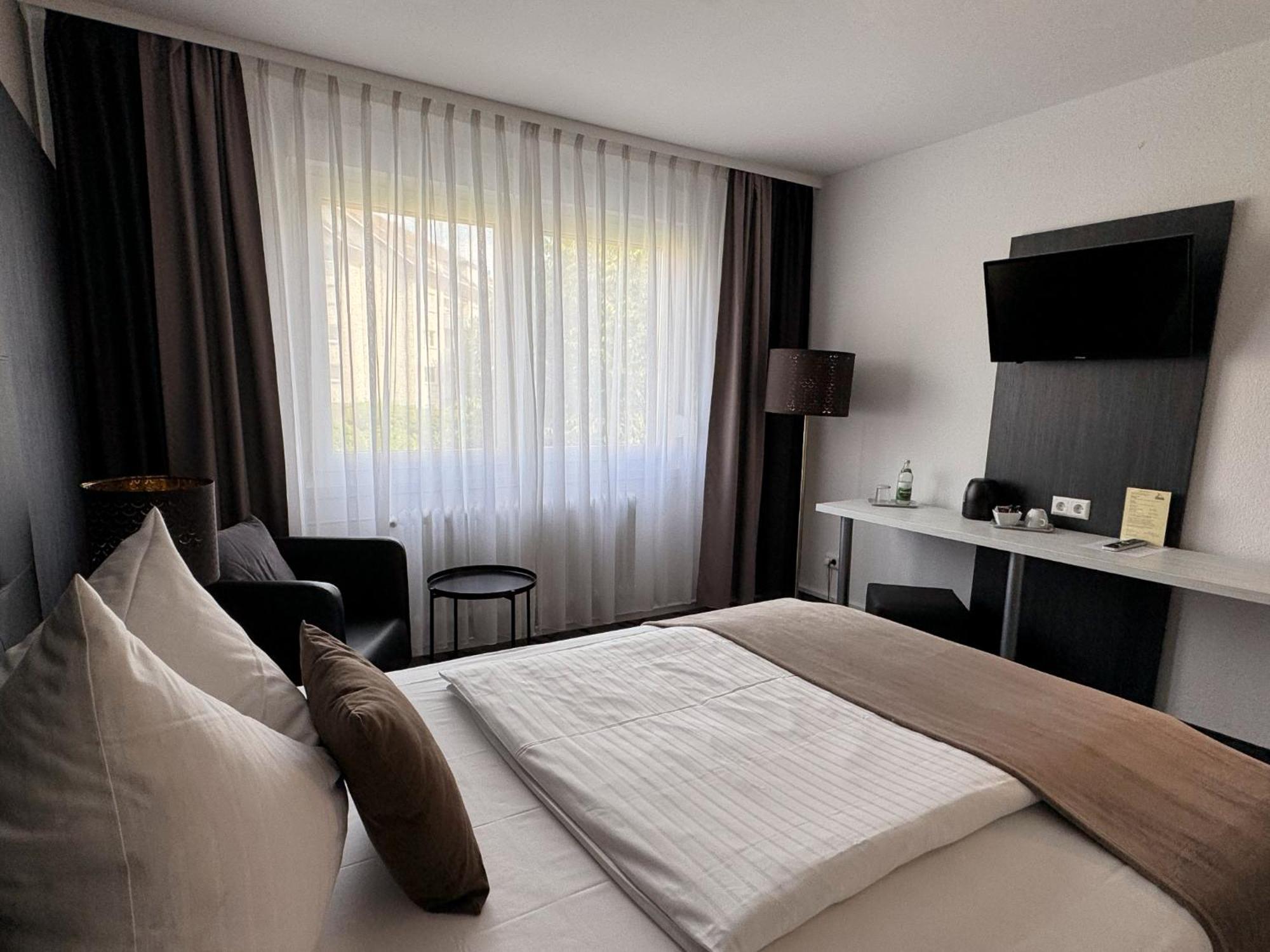 Eisberg Hotel Schwanen Lahr  Dış mekan fotoğraf